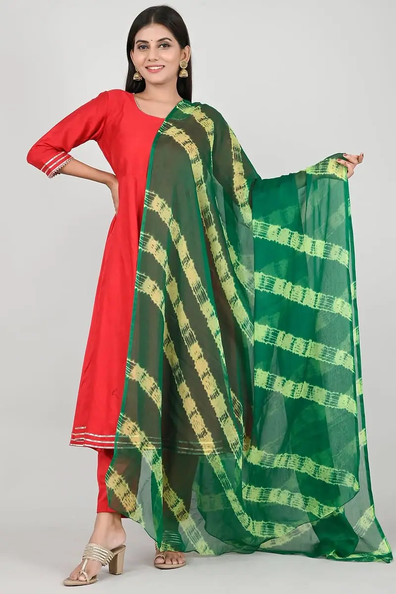 Hariya - Red Suit with Green Leheriya Dupatta