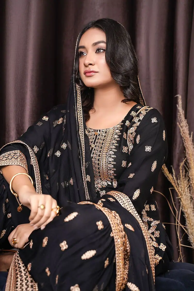 Shab - Black Zari Butti Suit Set